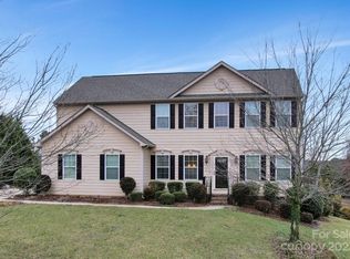 3829 Rivendell Rd, Denver, NC 28037