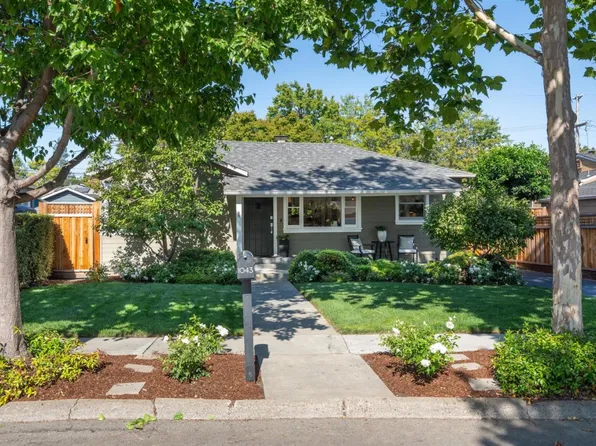 1043 Menlo Oaks Dr, Menlo Park, CA 94025
