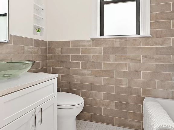 5th image of 815 8th Ave APT 3F