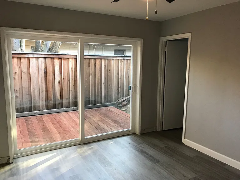 828 D St — Photo 12