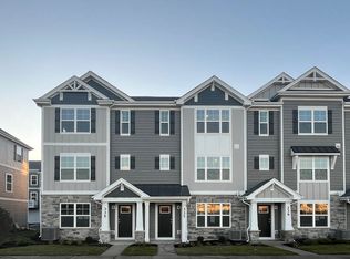 352 Bridgeview Ct, Saint Charles, IL