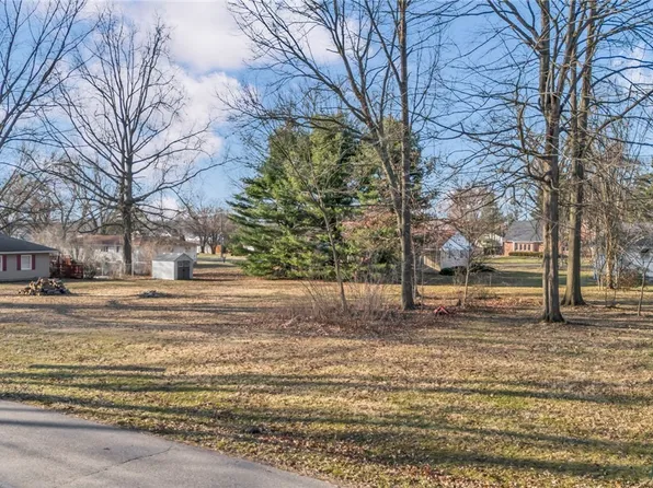 Prospect St, Newton Falls, OH 44444