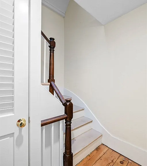 11 Glendale St #2 — Photo 12