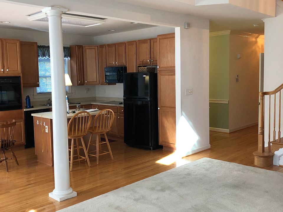 1st image of 351 Regis Falls Ave