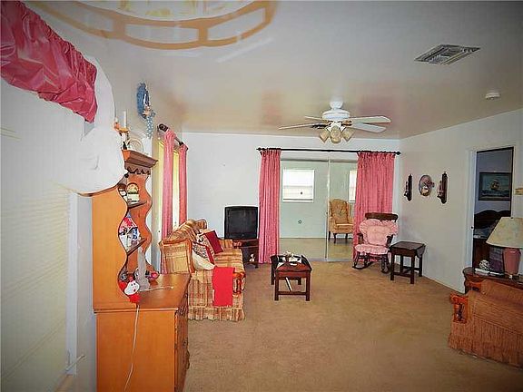 3rd image of 1731 5th Ct