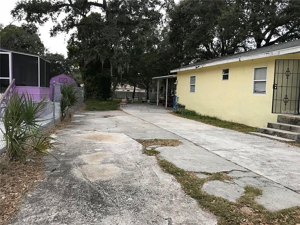 2nd image of 1112 7th St E