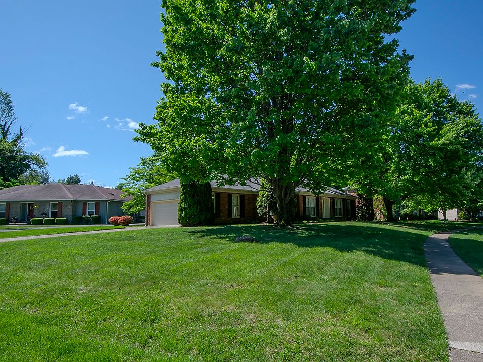 1st image of 11802 Robindale Rd