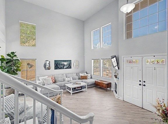 3rd image of 8421 Mount Nido Dr