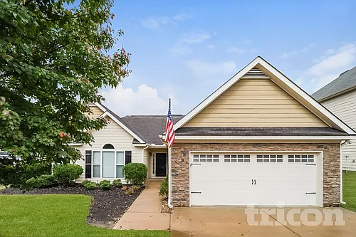 104 Logan Creek Ct Photo 1