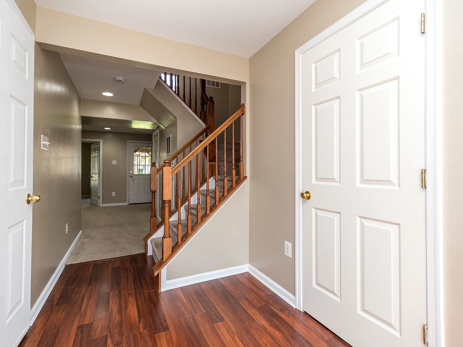 3 bed, 2.5 bath, 2248 sqft, $2,700 — Photo 2