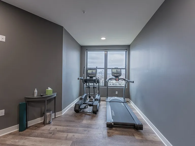 Adams Edge Apartments — Photo 27
