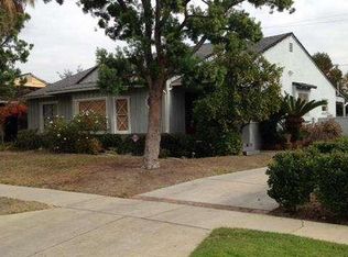 5446 Leghorn Ave, Van Nuys, CA 91401