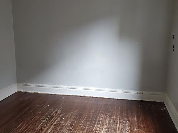 3rd image of 445 Mount Prospect Ave Bsmt B2