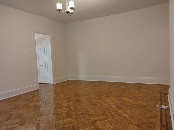 3rd image of 115 Montague St APT 8B