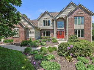 N53W16656 Whitetail Run, Menomonee Falls, WI 53051