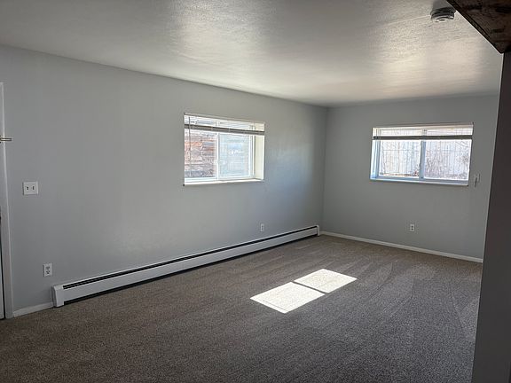 4th image of 2457 S Lincoln St #1