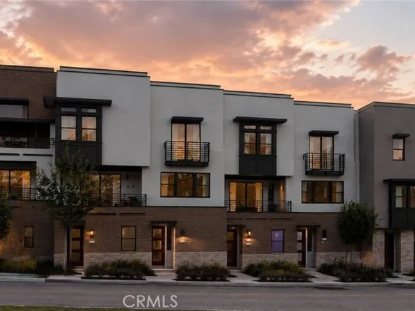 12826 Philadelphia St #8, Whittier, CA 90601