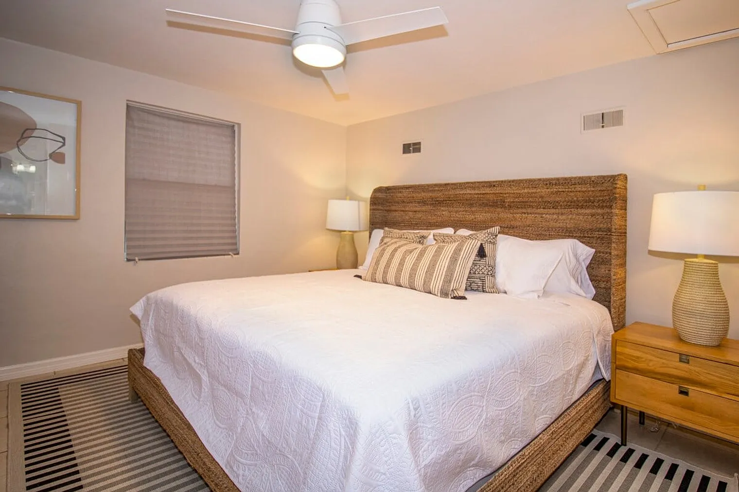 2 bed, 1.0 bath, 742 sqft, $2,787 — Photo 4