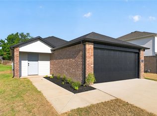 1990 Thelma St, Springdale, AR 72762