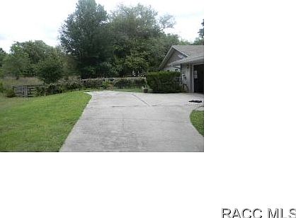 2nd image of 601 W Keller St