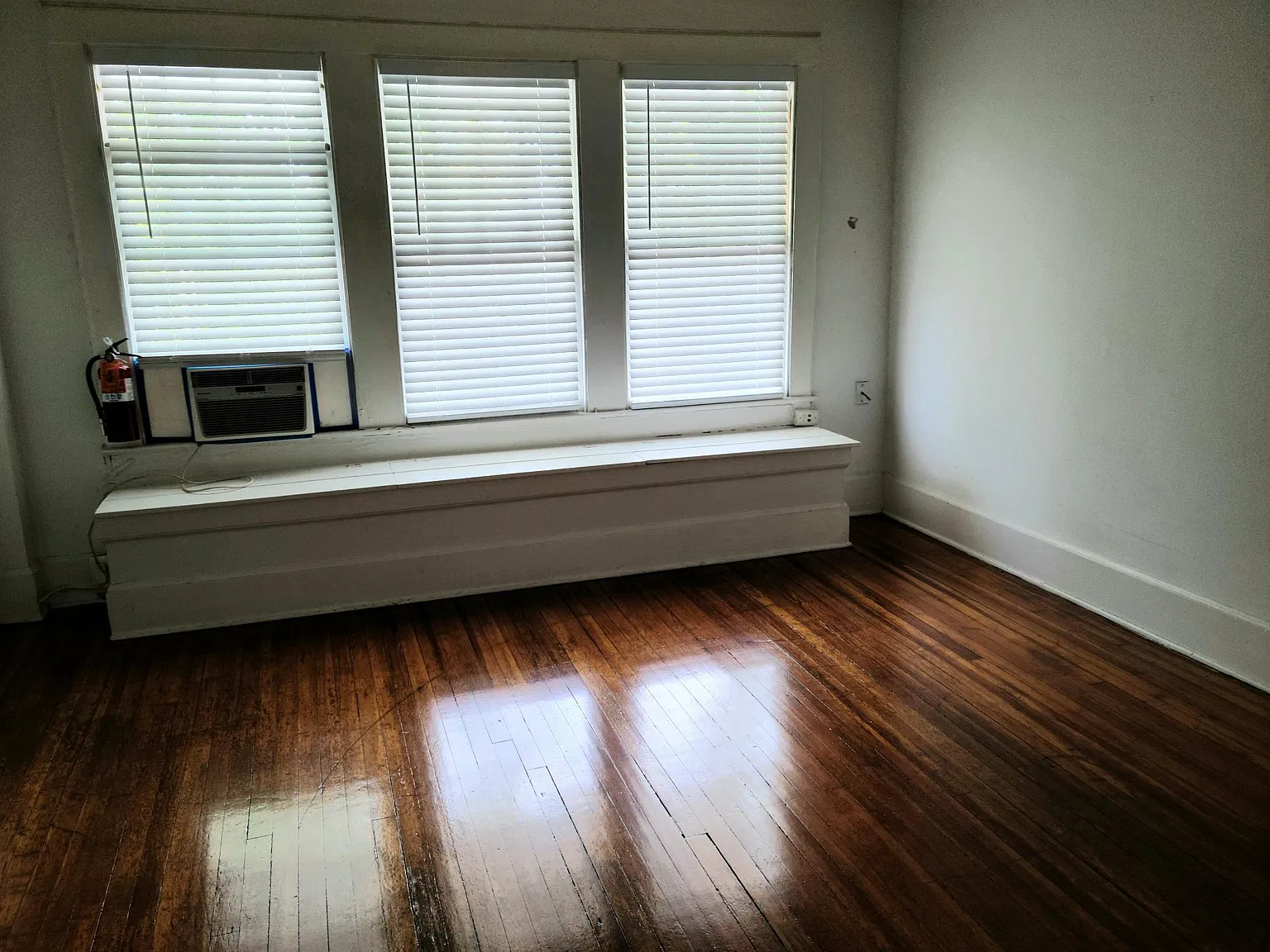 2 bed, $2,390 — Photo 3