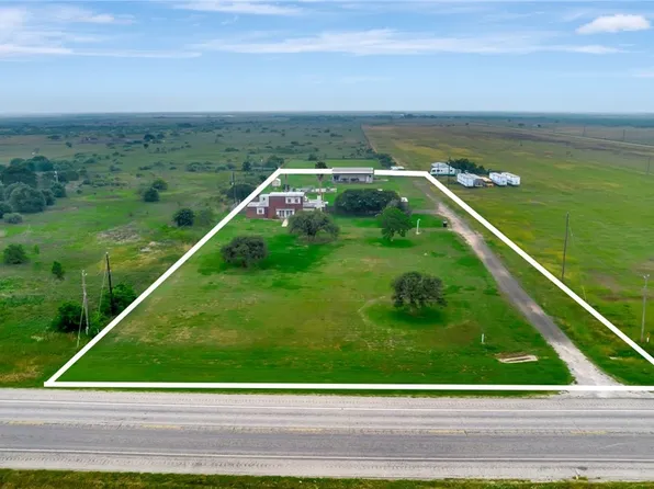9703 State Highway 35 S, Palacios, TX 77465