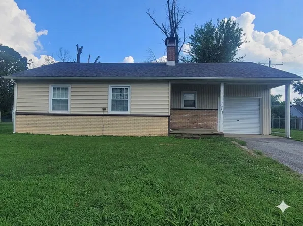 901 S Vicksburg St, Marion, IL 62959