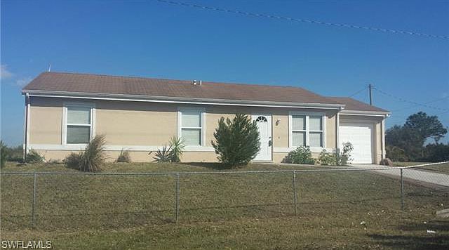 1st image of 600 Sara Ave N
