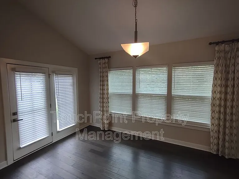 10474 Black Locust Ln — Photo 10