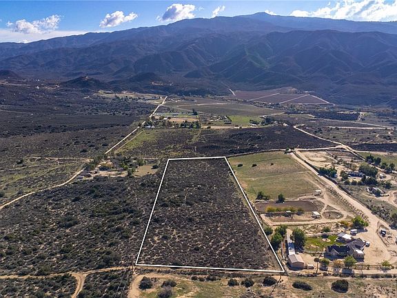 3rd image of 79 High Way