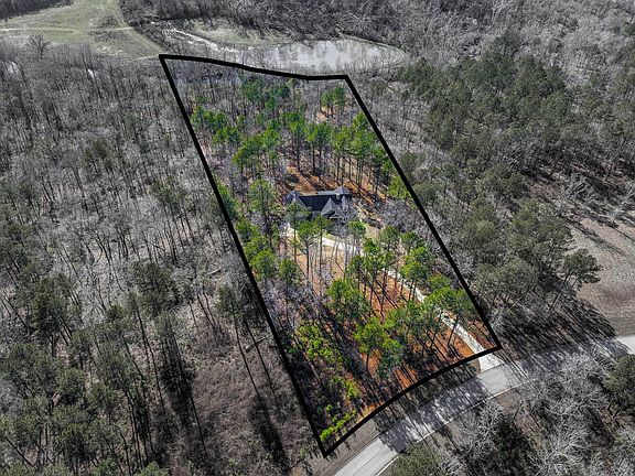 4th image of 955 Colonel Shaws Way