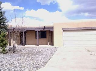 6416 Vooscane Ave, Cochiti Lake, NM 87083