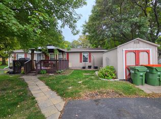 9512 W Sandpiper Dr NE, Blaine, MN 55434