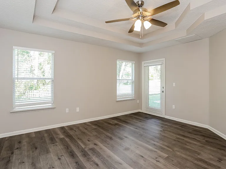 3146 Wandering Oaks Dr — Photo 10