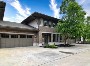 1370 Slate Ct, Cleveland Heights, OH 44118