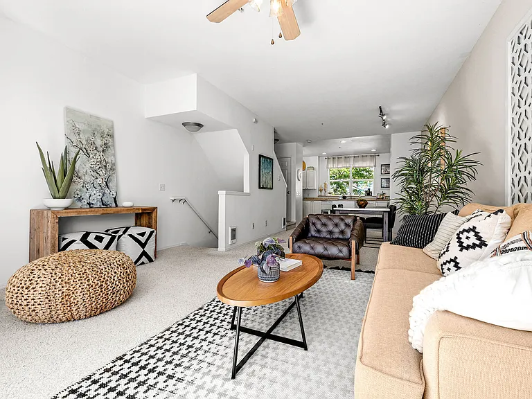 Bella Vista — Photo 14