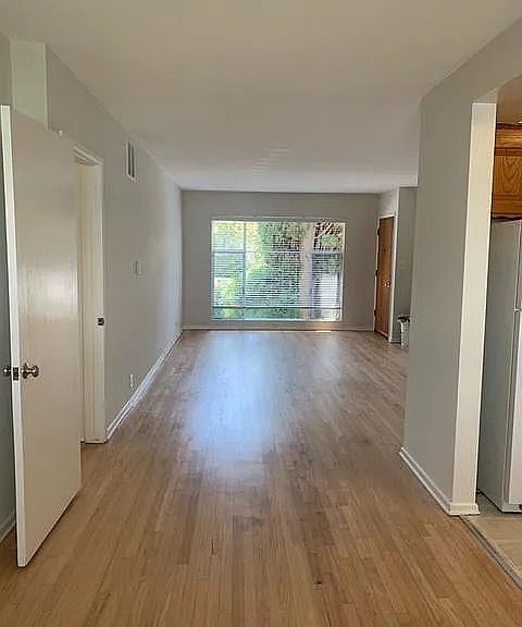 1st image of 747 S Plymouth Blvd APT 2