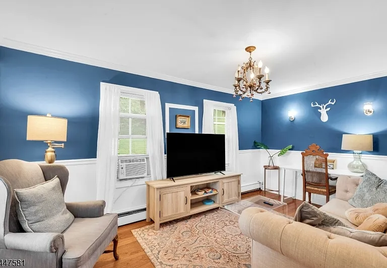 209 Hudson Ave — Photo 21