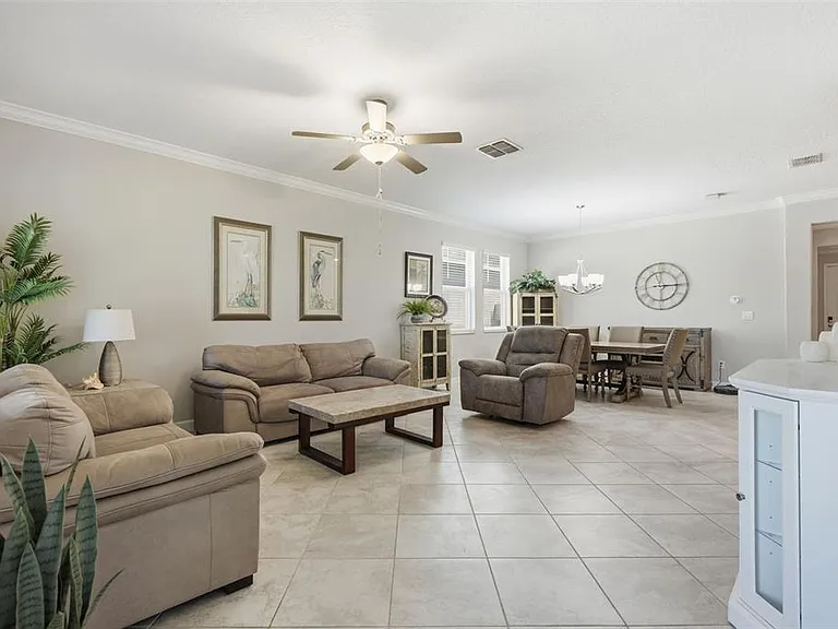 21816 Crest Meadow Dr — Photo 4