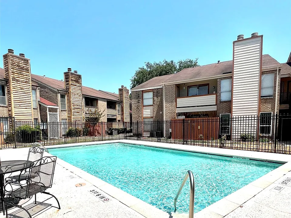 10202 Forum Park Dr #261