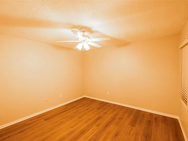 2021 Spenwick Dr #624 — Photo 10