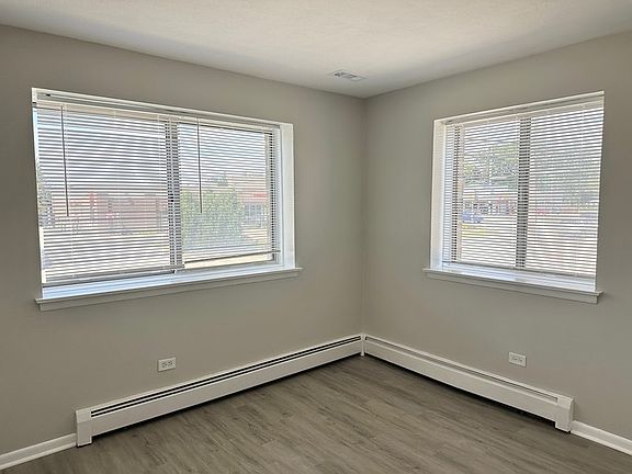 5th image of 1003 Taft Ave APT 2A