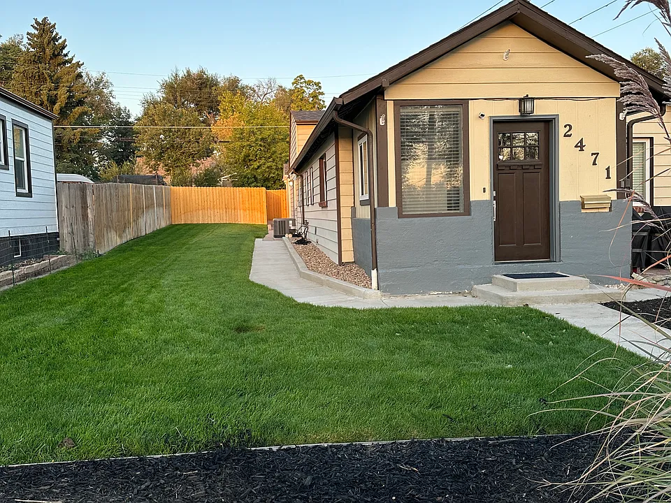 2471 Harlan St