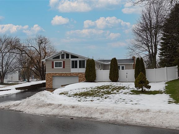 2nd image of 10 Nevins Rd