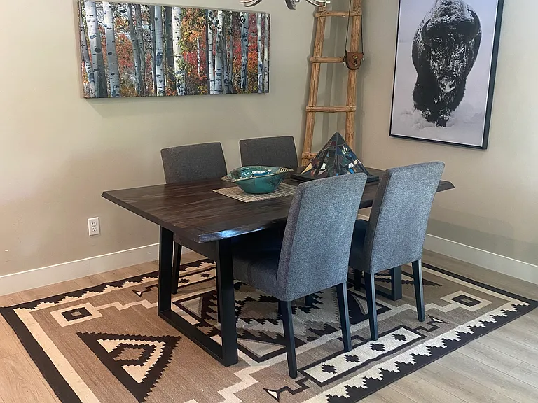 Formal dining room
