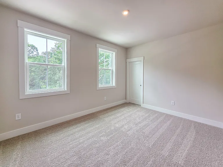 663 Dugout Dr — Photo 33