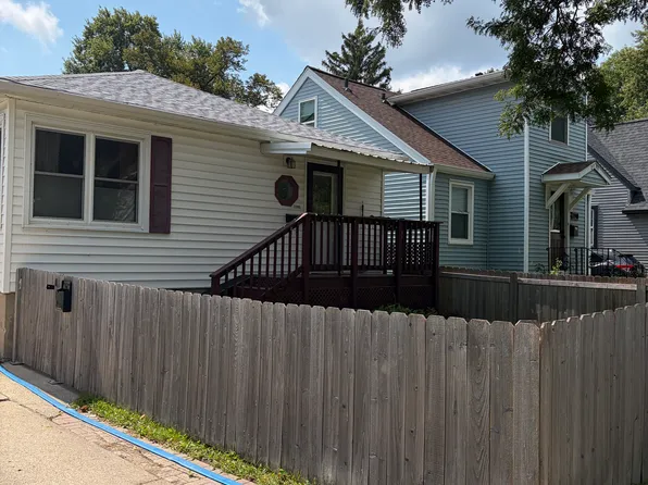 2745 Commercial Ave, Madison, WI 53704