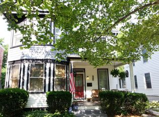 145 S Broad St, Lititz, PA 17543