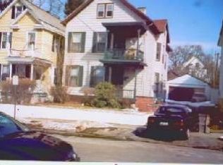 17 Thompson St, Poughkeepsie, NY 12601