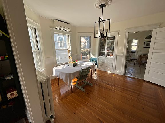 3rd image of 192 Larch Rd #2